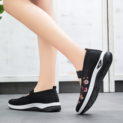 Tênis Feminino Ortopédico Bordado Flower