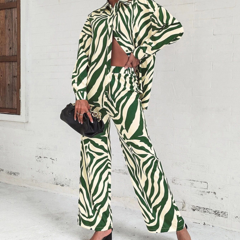 Conjunto Feminino Estampado Camisa e Calça Yaiza - Coradon