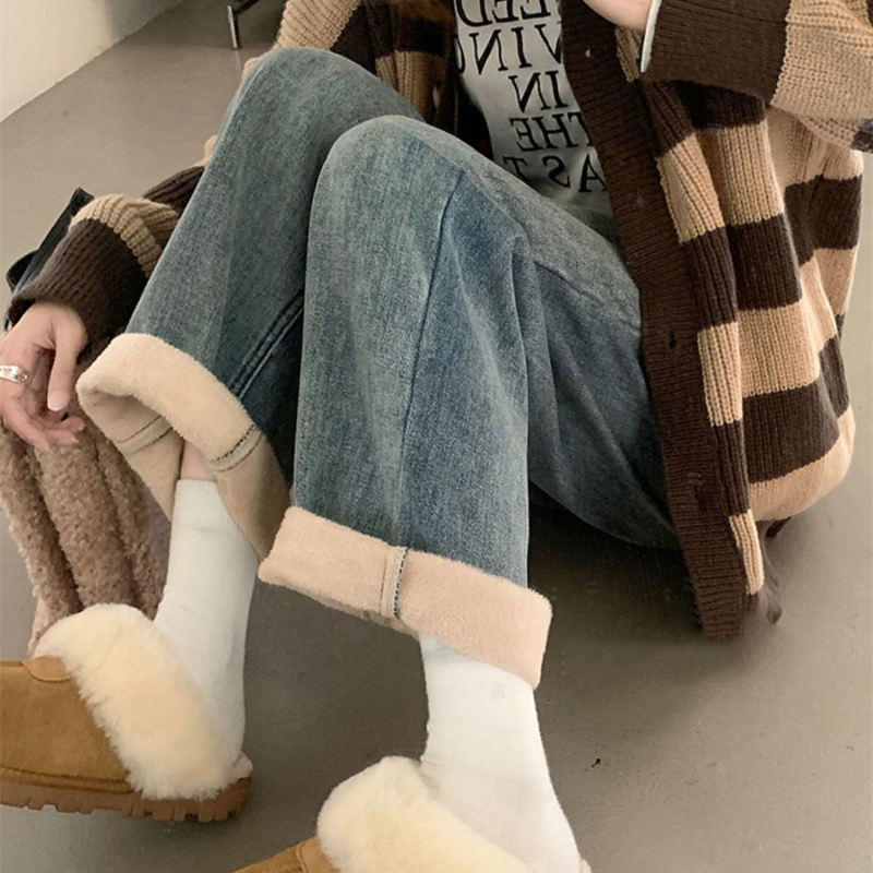 Calça Jeans Feminina Peluciada Mom - Coradon