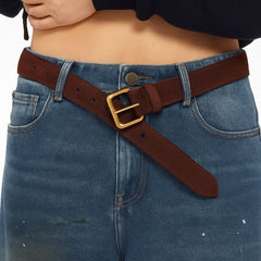 Cinto_de_Couro_Feminino_Cafe_Suede-Modelo