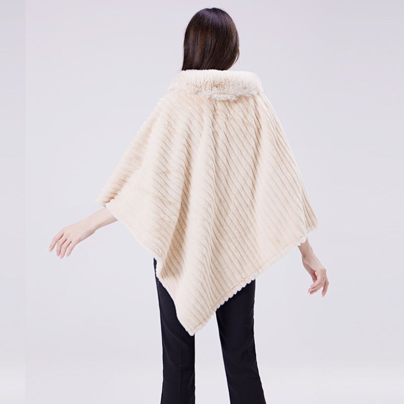 Poncho-Feminino-Catiely_costas