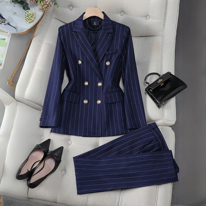 Terninho-Feminino-Alfaiataria-Azul-Ingrid-Frente