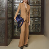 Terninho-Feminino-Social-Bege-Carlane_Modelo