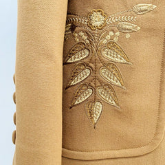 Terninho-Feminino-Social-Bege-Carlane_Bordado