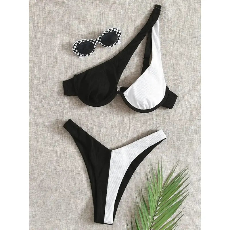 Biquíni Meia Taça Asa Delta Com Bojo Carla Preto Bicolor- Coradon