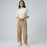 Calça Pantacourt Bege Feminina Judith