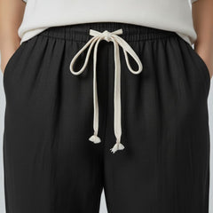 Calça Pantacourt Preta Feminina Judith