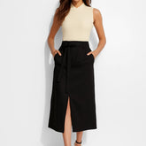 Saia Midi Alfaiataria Preta com Fenda Gabi