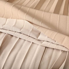 Saia Midi Evasê Plissada Olívia