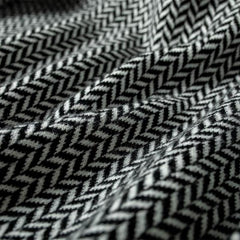 Suéter Feminino Preto Gola Alta Ariadne