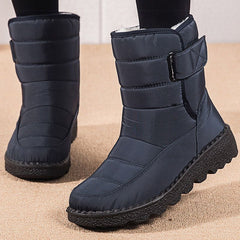 Bota Feminina Peluciada Impermeável Flaviane