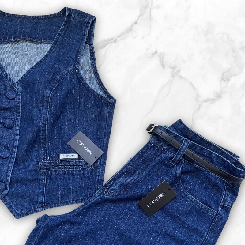 Conjunto-Calca-e-Colete-Jeans-Yumi-detalhes