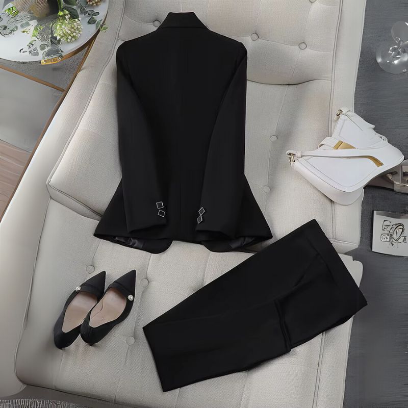 Terninho-Feminino-Alfaiataria-Preto-Samela_Costa