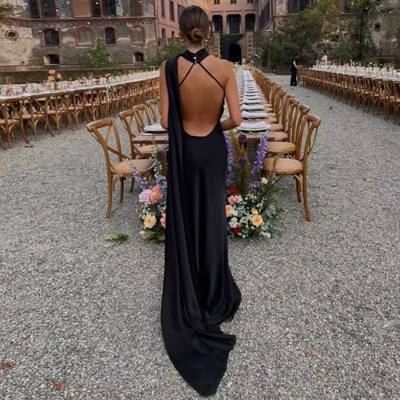 Vestido-Longo-de-Festa-Halter-Enrolado_costas-preto