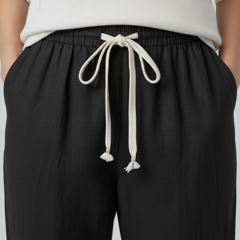 Calça Pantacourt Preta Feminina Judith